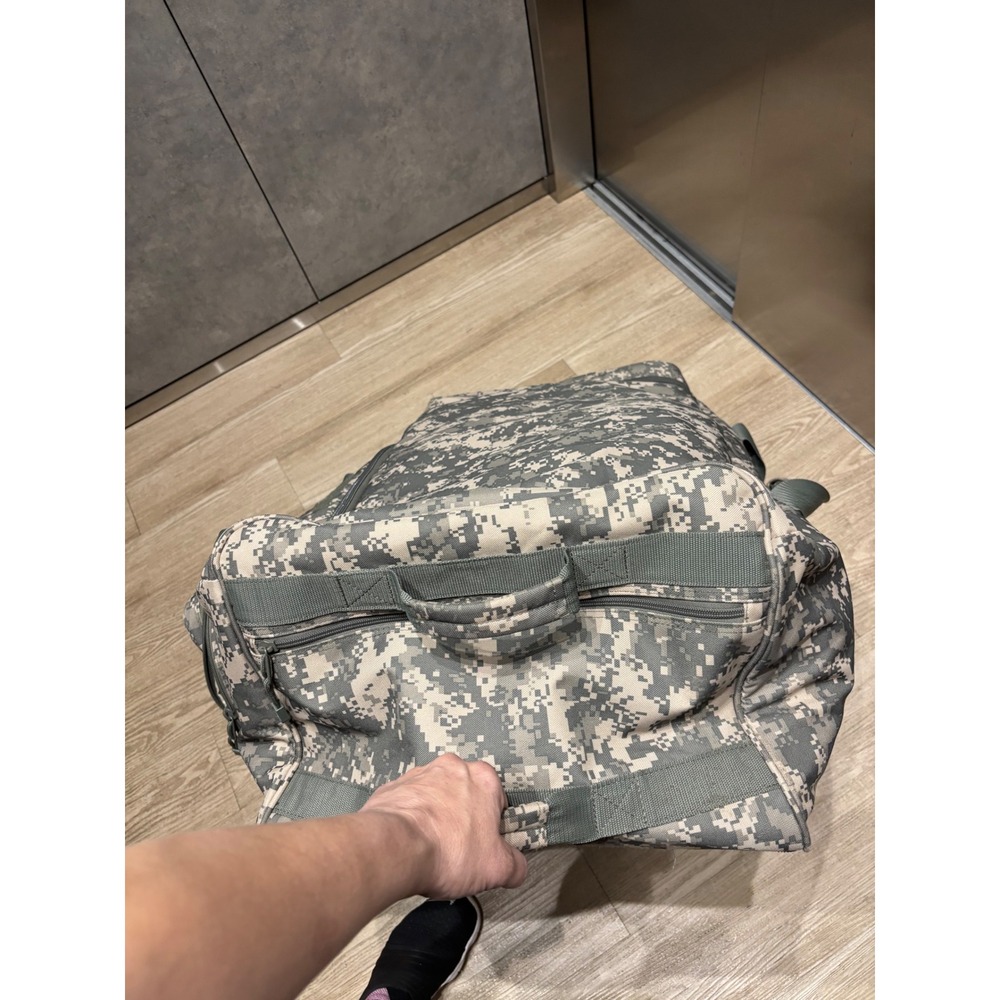 Mercury Luggage‎ ACU Digital Camo Rolling Deployment Bag Tactical Duffel UCP